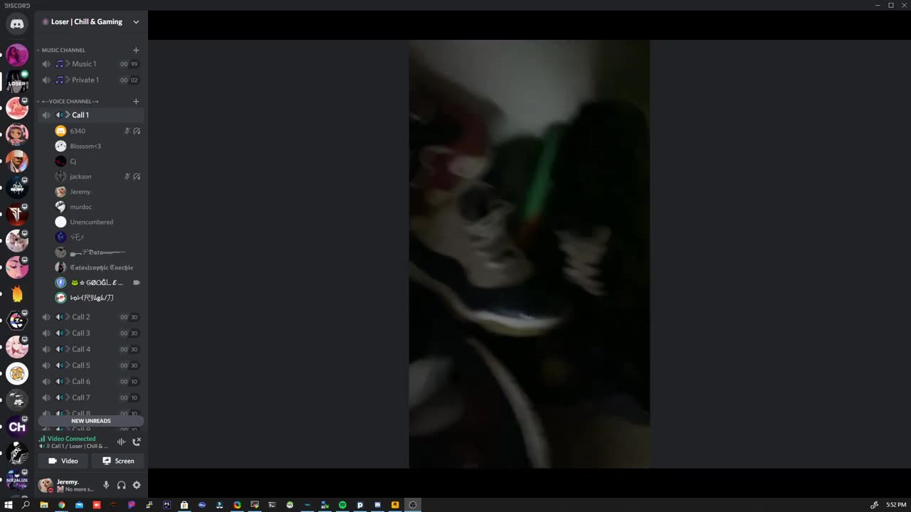 Defense Guard Got alien Shoes