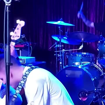 Sunstreak - LIVE @ The End (Cobwebs)