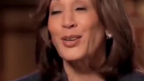 Kamala Harris Looking Dumb