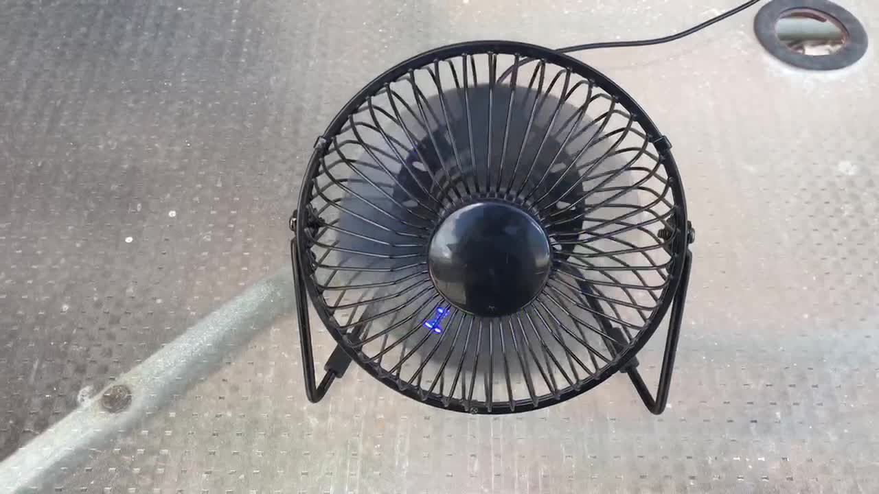 Generic 5” USB LED clock fan.