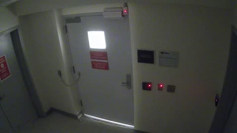 5180CHOBBANorthLobbyStair8_2021-01-06_01h20min01s820ms.mp4