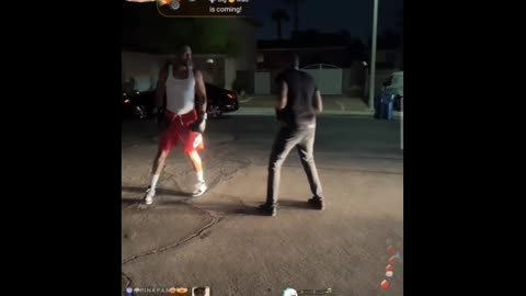 Smoov and MrFinnessin (old-school way) boxing match!