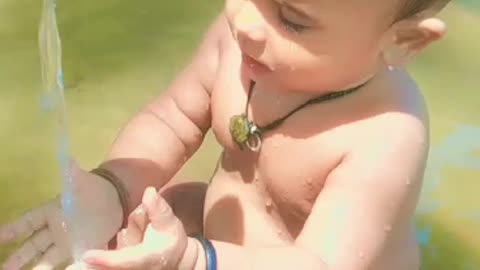 #viral#video#babybath