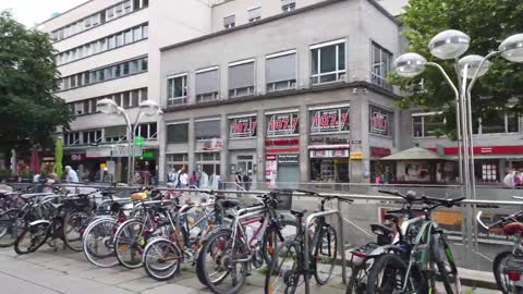 Spazierengehen in Stuttgart stadt und schöner aussieht 😀😉😚