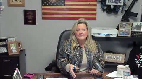 Lori talks about Biden and Harris feud getting worse, and Biden's leadership!