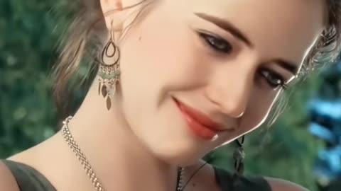 Eva Green Beautiful Makeup Looks #short