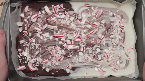 How To Make Chocolate Peppermint Bark - Full Recipe