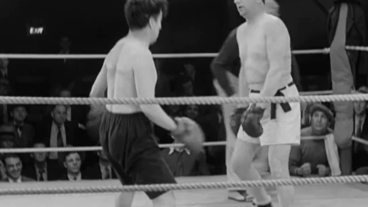 Charlie Chaplin Boxing Match 1931#Funny Video