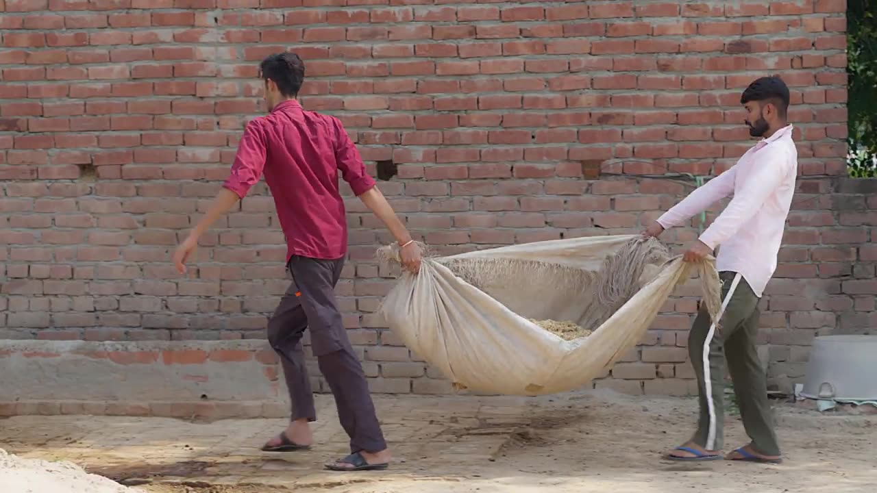 Jeera bechkar / जीरा बेचकर