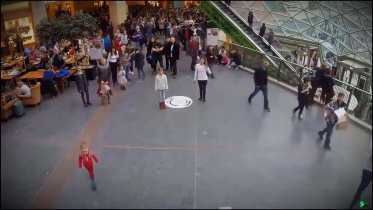Amazing Technology 7D hologram Shown in Dubai, Poland and Japan