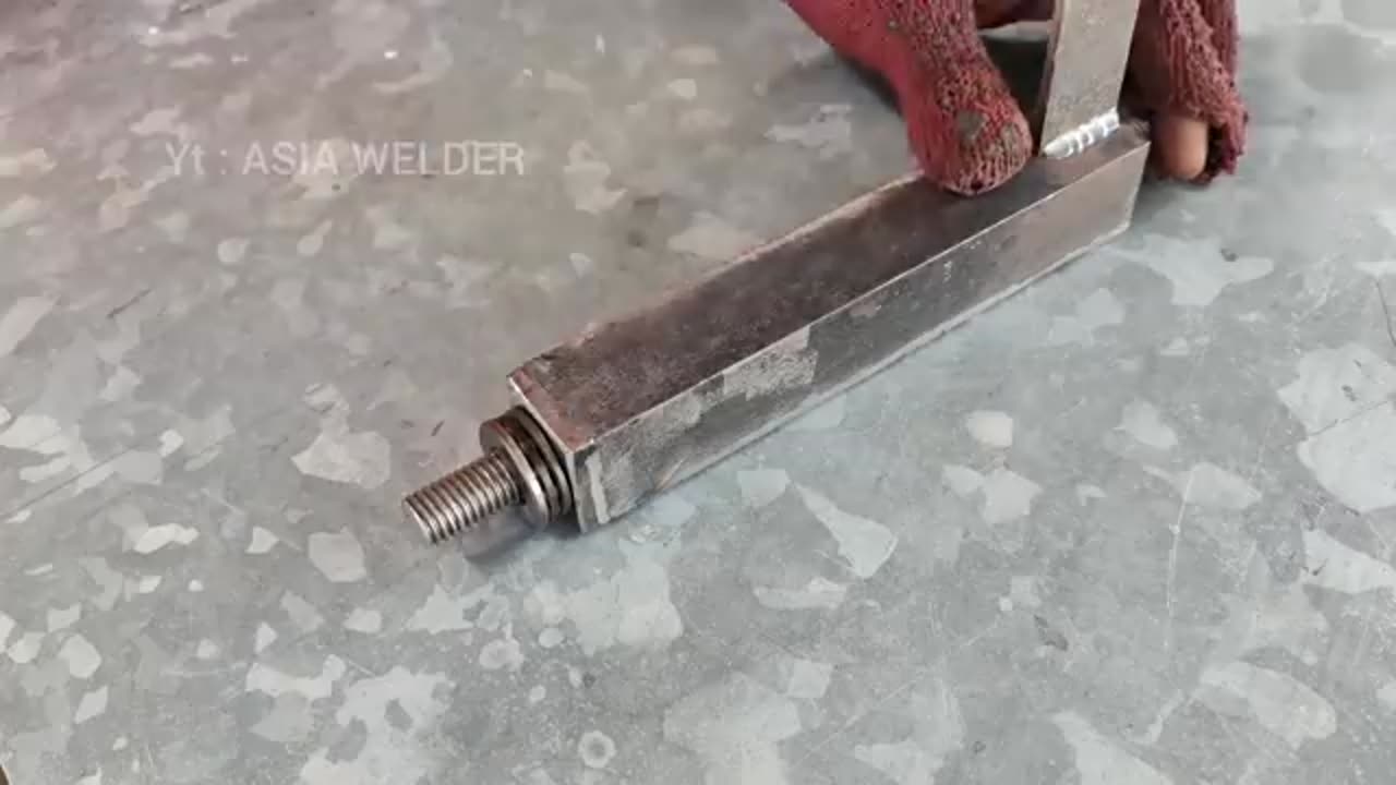 A creative invention from a welder that is rarely talked about, the DIY metal vise