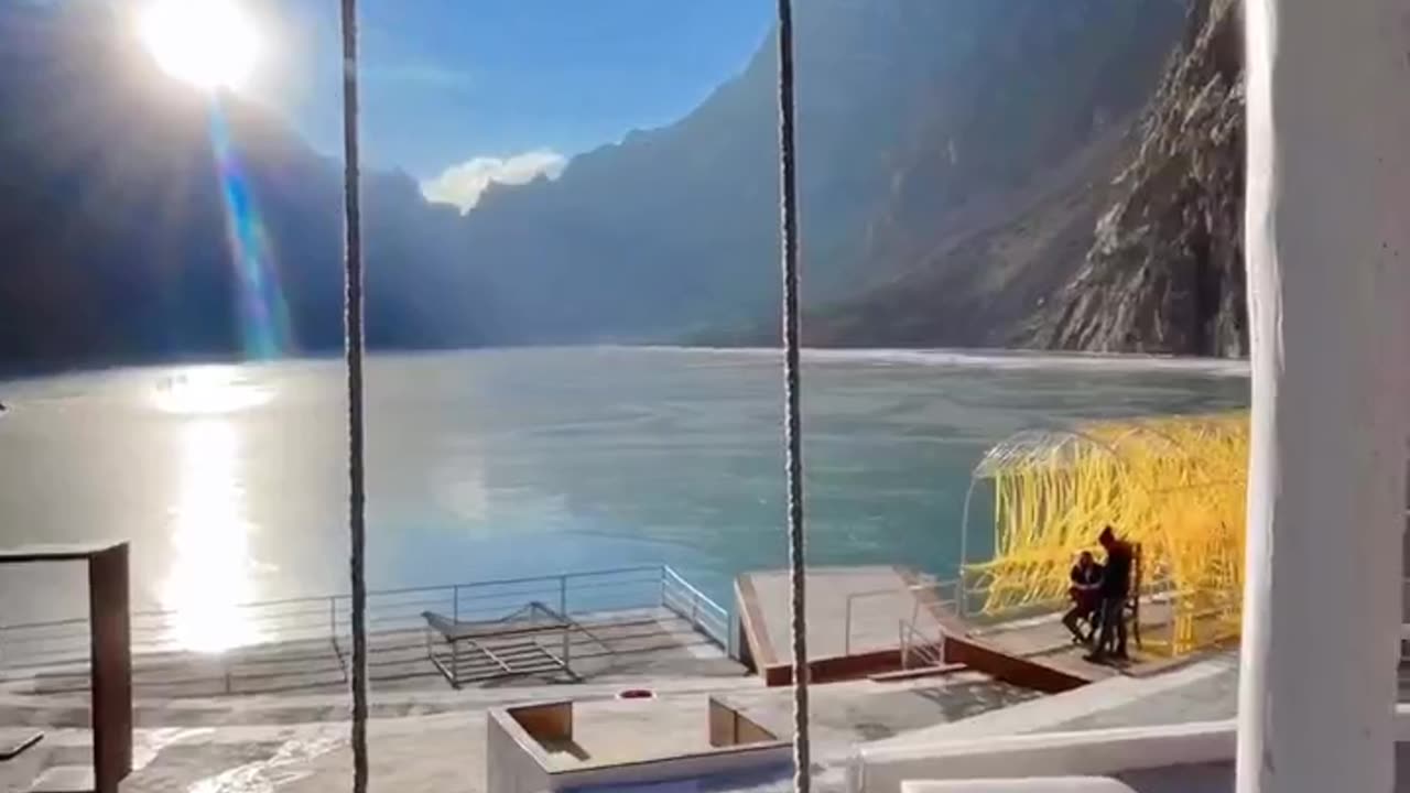 Attabad lake in winter❤️😍