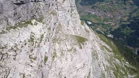 Once in a lifetime flight along the eastern ridge of the Eiger-20