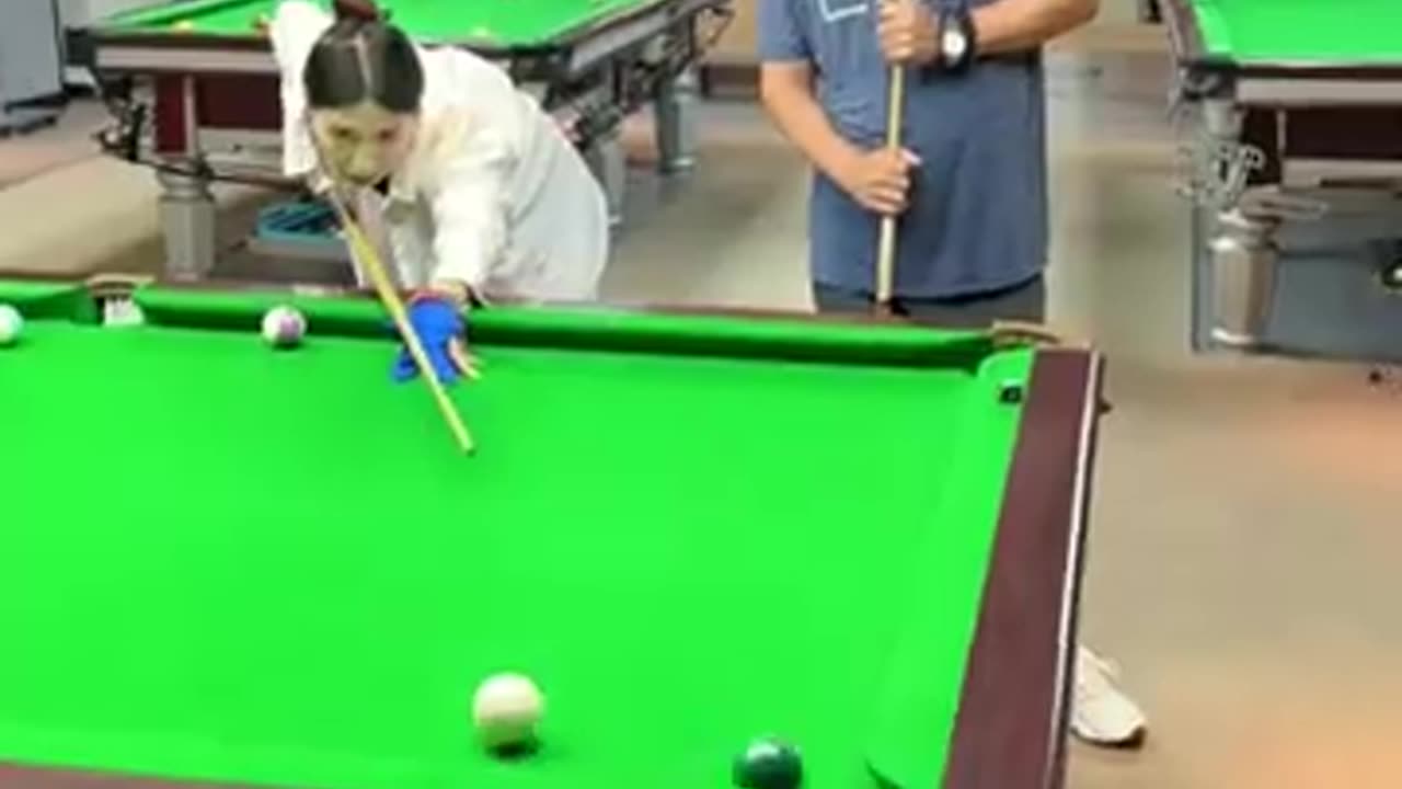 Funny videos billiards