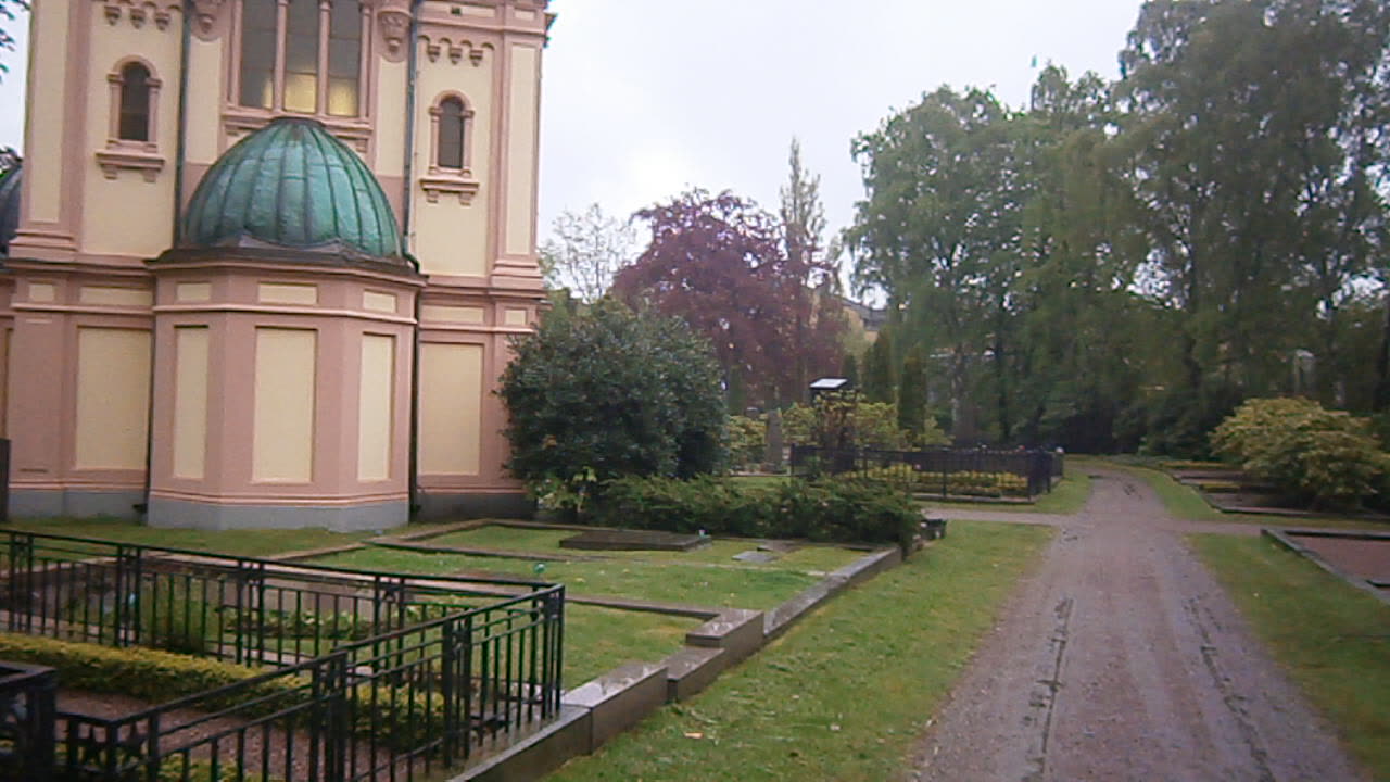 Promenad i regnet på Donationskyrkogården, Helsingborg 7 Maj 2014