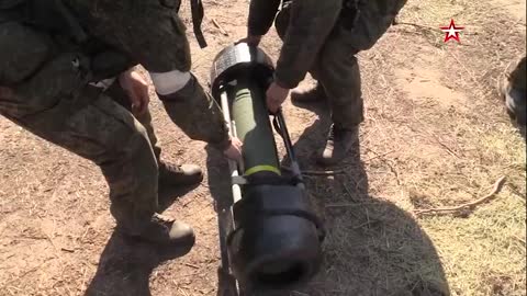 American "Javelin" and German "Panzerfaust" captured weapons