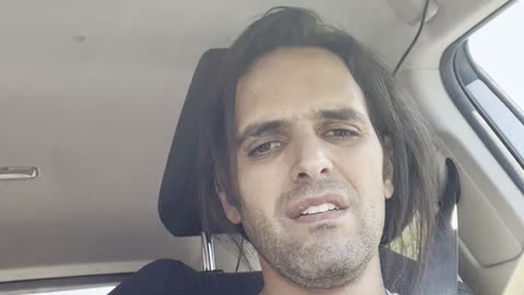 Pesky Marco reviews where have you been why no livestreams #notepic