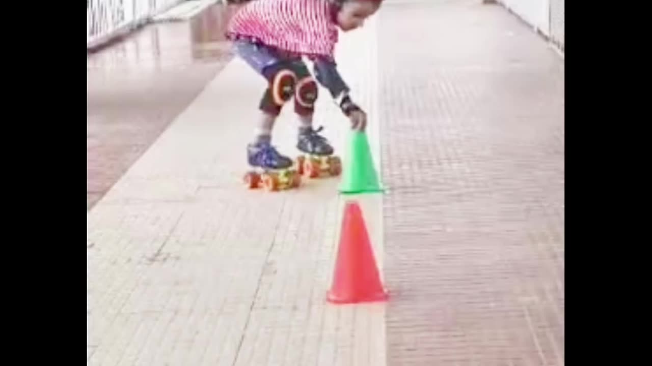 Skating Shorts | Skating |Skating Girl | #rumble #skating #skater #Harshalidhankhola