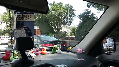 TRUMPS VEHICLE RIGHT NEXT TO ME IN MILWAUKEE