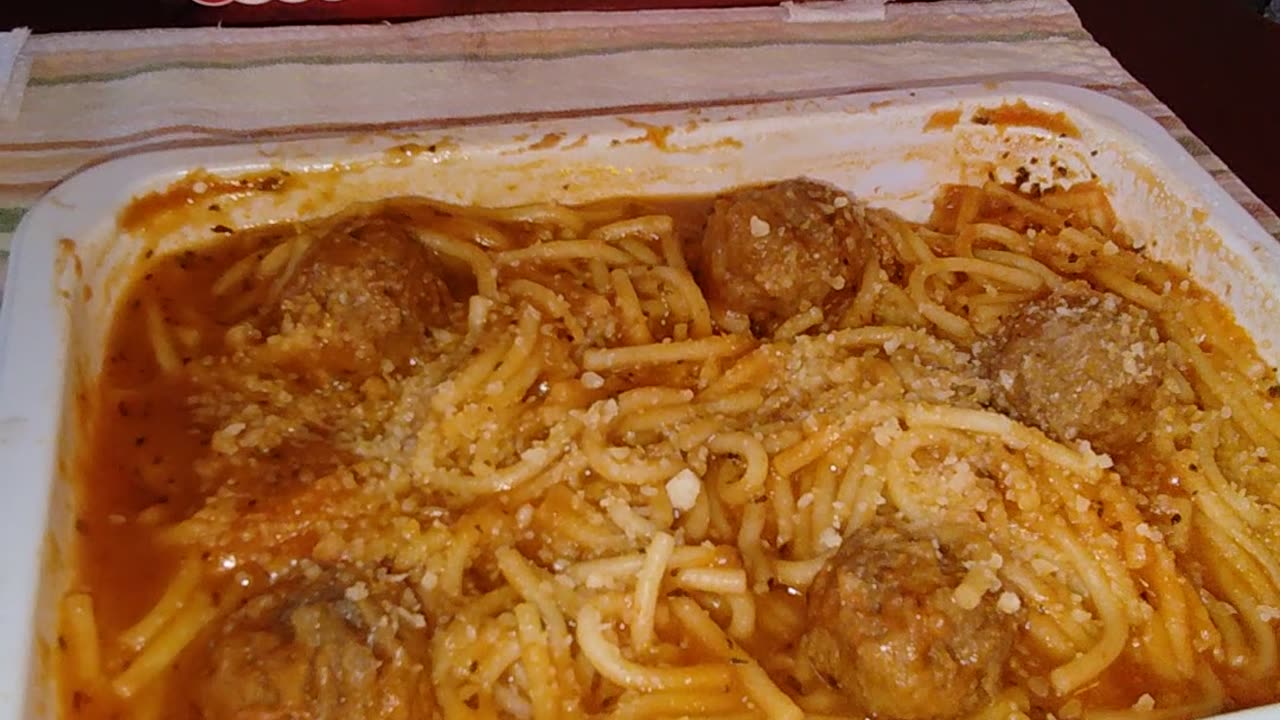 Eating Banquet Spaghetti & Meatballs, Dbn, MI, 9/1/24