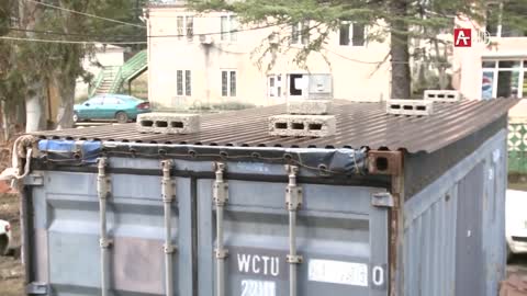 Во дворе Гальской больницы портится новый томограф компании Siemens