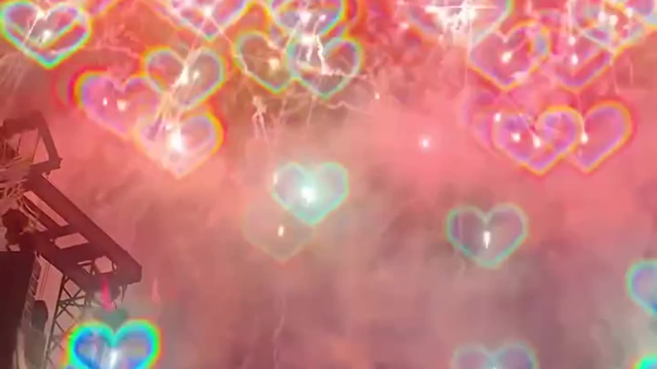 Glasses at Coldplay concert change view of fireworks 🎆