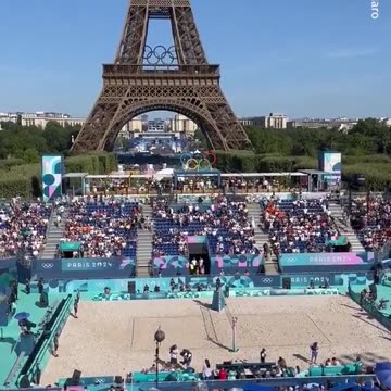 Dutch child rapist is booed at Olympics beach volleyball match