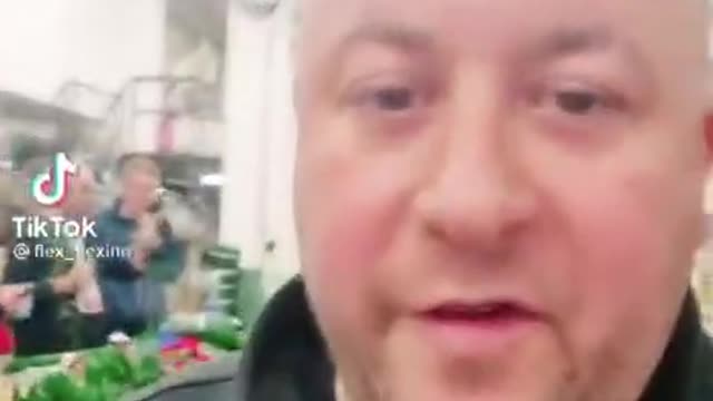 Terza dose? - No grazie! Qualcuno sti sta svegliando