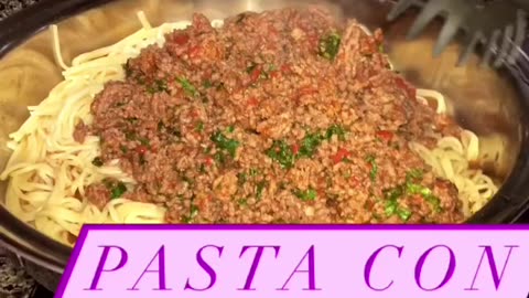 Pasta con carne molida