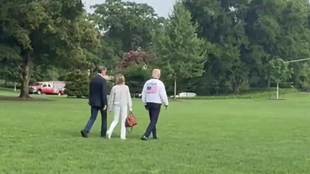 WATCH: Feeble Biden Escorted by Son Hunter and Sister Valerie