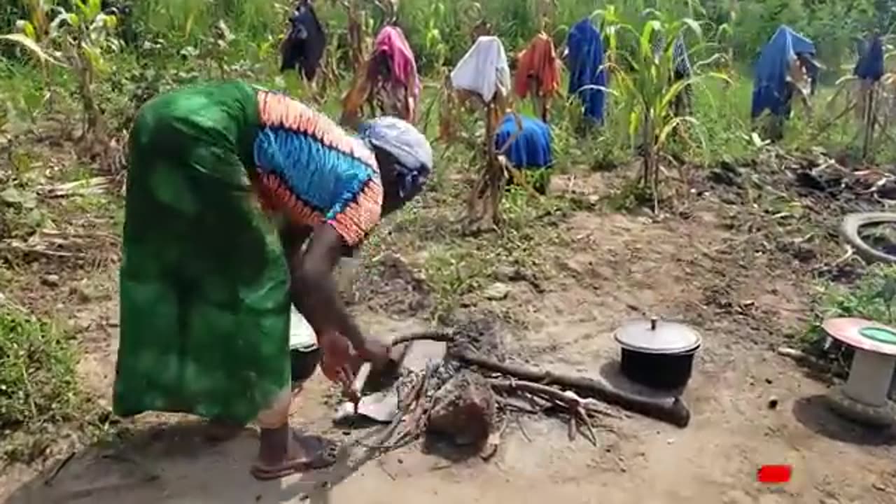 African Village Girl's Life__Village food__Breakfast