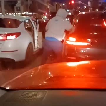 Brazen Robbery On A Busy Street Caught On Video - Pelosi's San Francisco In Newsom's California