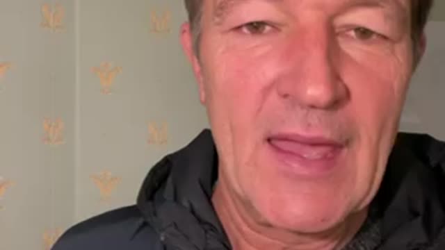 Il est né le divin enfant !