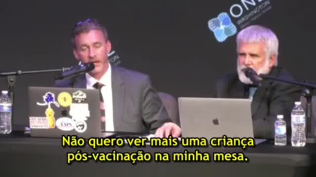 Dr. Robert Malone e Dr. Ryan Cole-Sobre inoculados com as "vacinas"