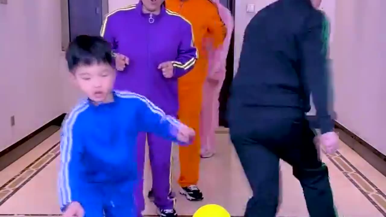 Funny lovely family, playing game to get a new phone