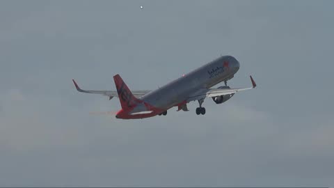 Spectacular Planes Taking Off at Brisbane Airport | Aviation at Its Best!