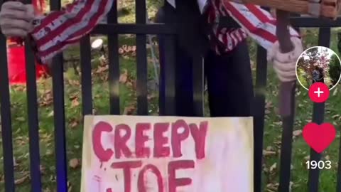 Halloween CREEPY JOE WANTS TO SNIFF YOU