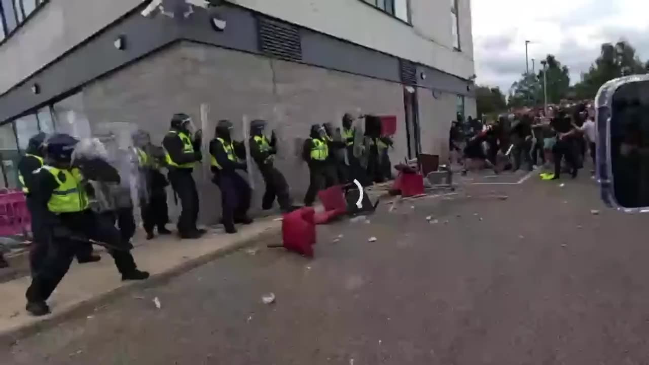 Chaos ensues as anti immigration protesters break into an alleged migrant hotel