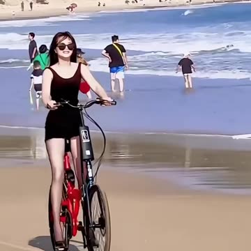 Cute Sexy Chinese Model Drives New Innovation Bicycle