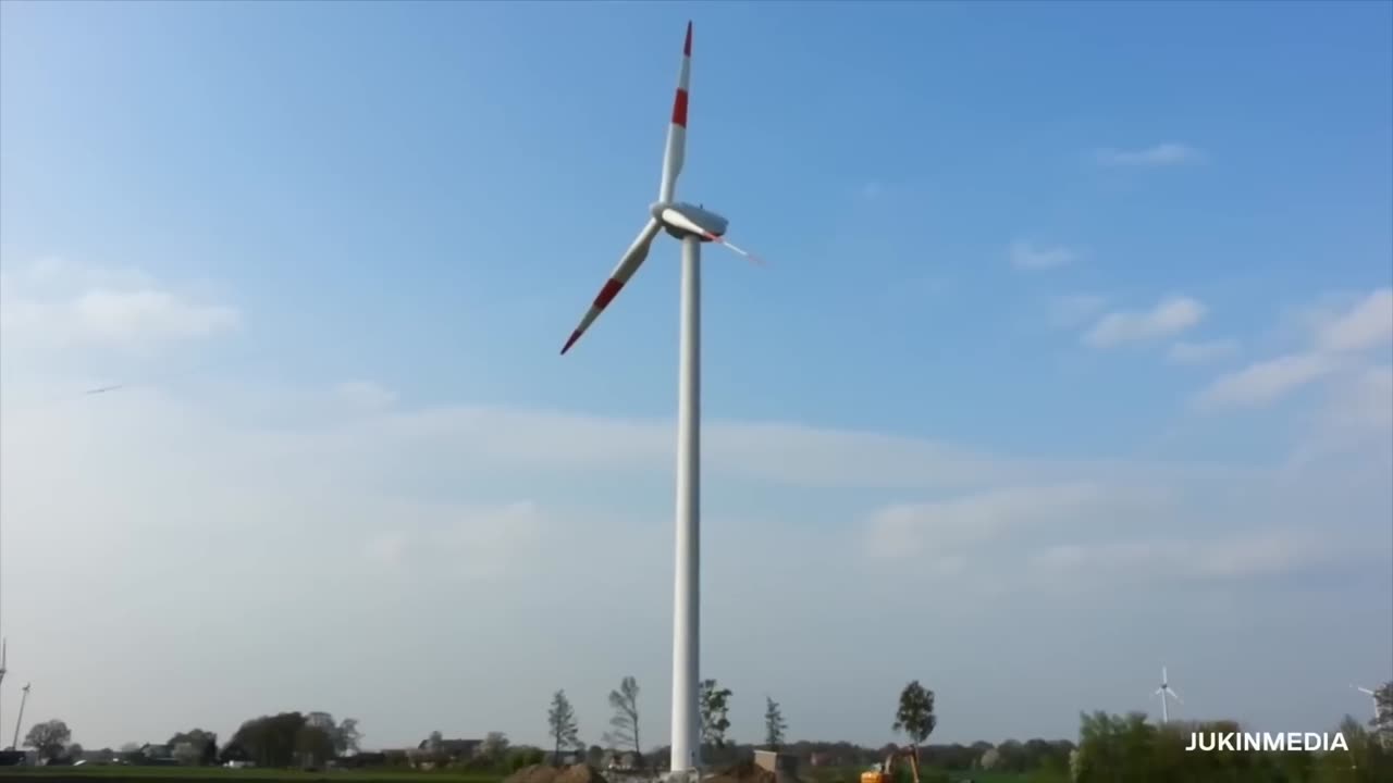 10 Wind Turbine Failures Caught On Camera