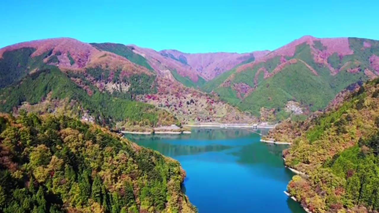 Beautiful Lakes On Planet Earth - Crystal Clear Water