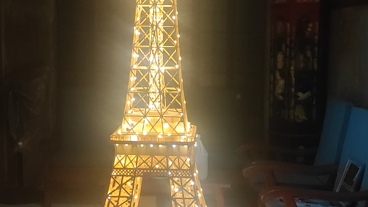 Eiffel tower made of popsicle sticks