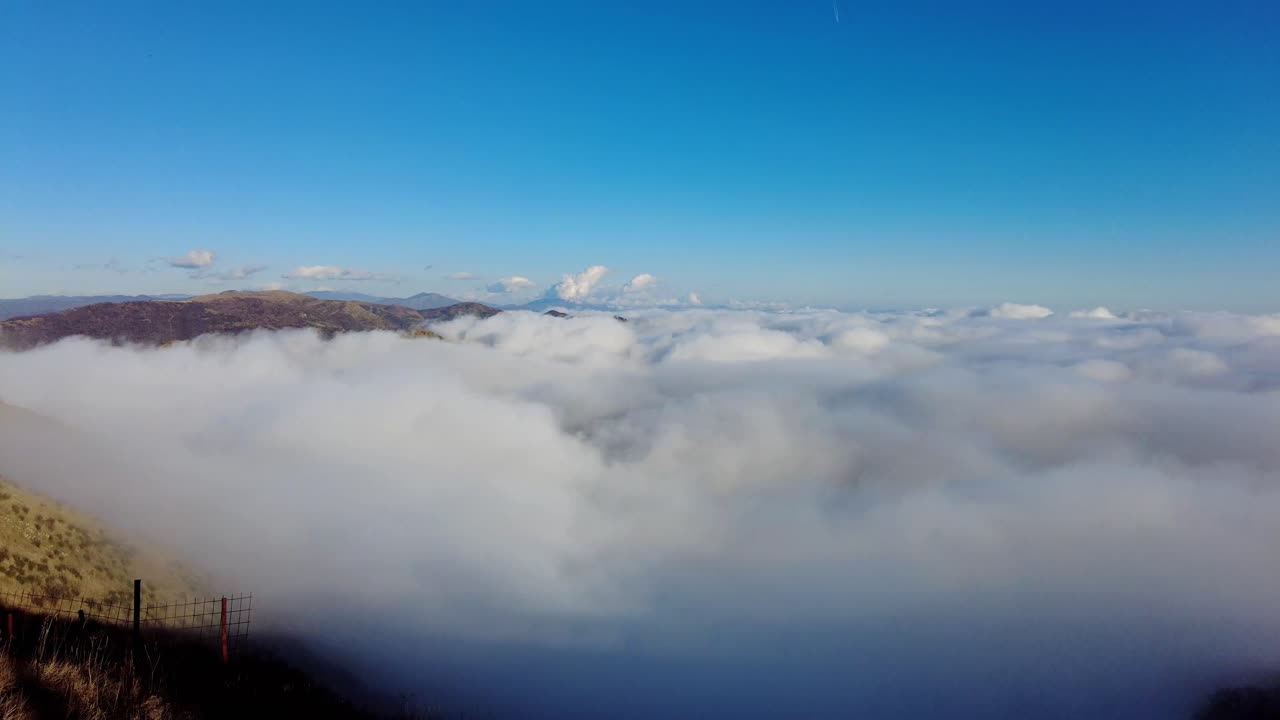 Sea of ​​clouds over the Golfo Paradiso (Liguria, Italy)