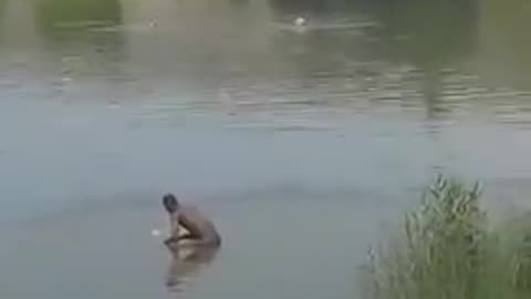 Polish woman shocked when she sees a Migrant in Katowice.