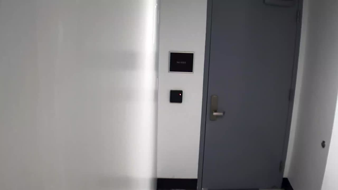 6144RHOBG2G201ABStairwayLobbyEntry_2021-01-06_18h40min03s040ms.mp4