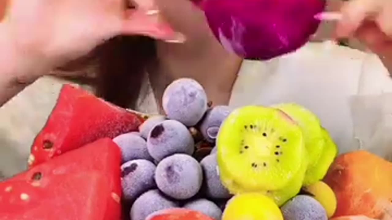 Only fruits eating asmr