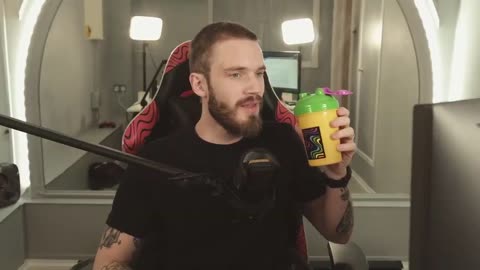 PewDiePie LOST his HAIR 2 Years Ago