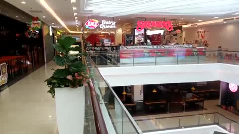 Walking Around Vincom Mall