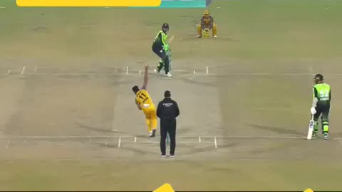 Shaheen Afridi 22 Runs in last over| Shaheen Afridi vs Peshawar Zalmi| PSL Super over | LQ vs PZ