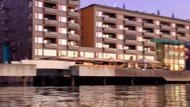 The sunset glow from the sea created a different beautiful scene on the houses